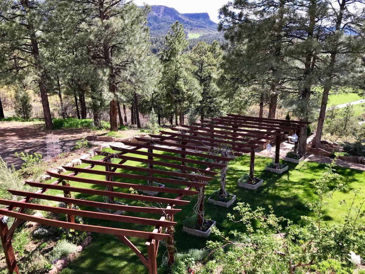 باغوسا سبرينغز Canyon Crest Lodge المظهر الخارجي الصورة