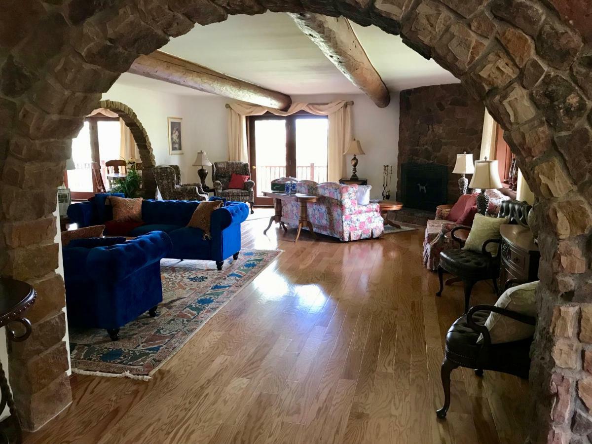 باغوسا سبرينغز Canyon Crest Lodge المظهر الخارجي الصورة